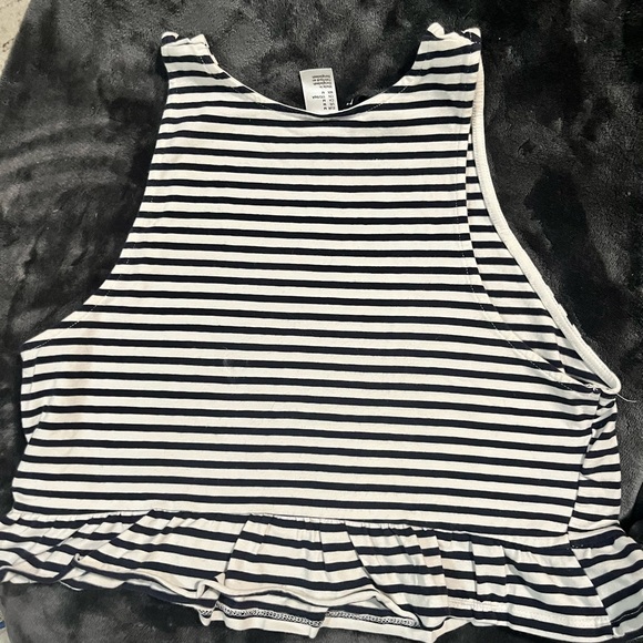 H&M crop top - Picture 4 of 4